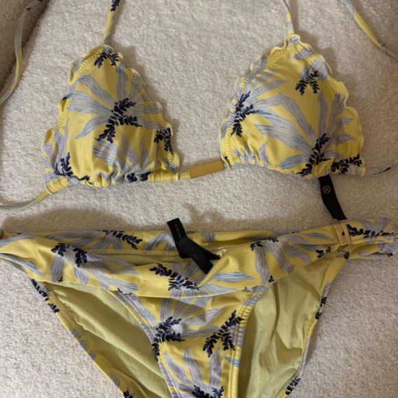 Vix Paula Hermanny Swim Bikini - Picture 3 of 3